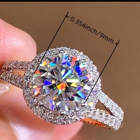 💍 Dazzling Zirconia Statement Ring,Cocktail Jewelry Luxurious, Sparkling, - Picture 8 of 9